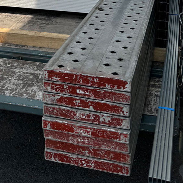 リース 足場板 長さ4000　8台